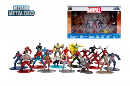 Set 20 de figurine metalice cu eroii Marvel si figurina Black Panther inclusa